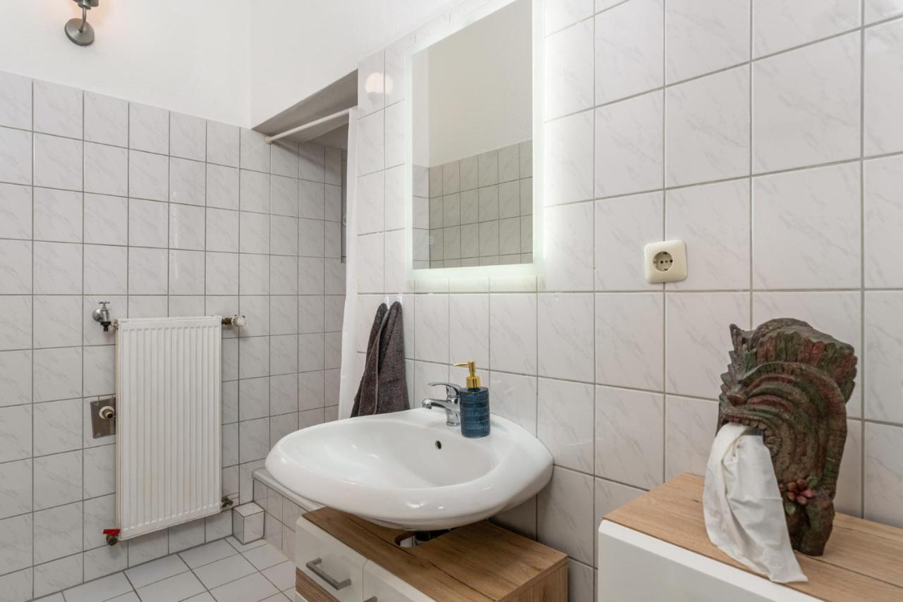 Gemuetliche Zentrale Wohnung Mit Smart Tv Kassel Buitenkant foto